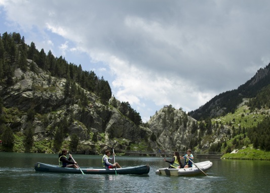 The Lake - Boat and Conoes | Vall de Núria - Summer